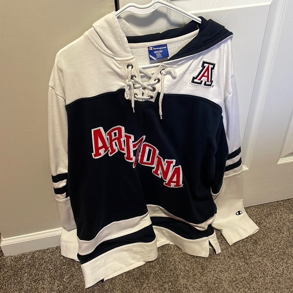 Arizona Wildcats hoodie
